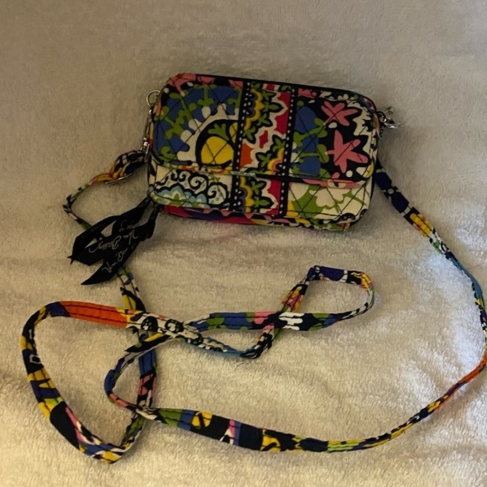 Vera Bradley Shoulder Wallet Purse Zips Closure Strap Mix Colors